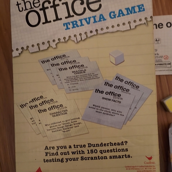 The Office Ready To Roll Card Game Fast Paced Game Dunder Mifflin TV Trivia - Picture 4 of 4
